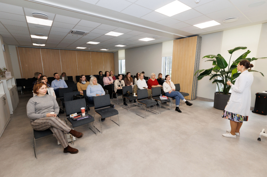 A safe and supportive environment for patients: the importance of collaboration between psychiatrists and pharmacists